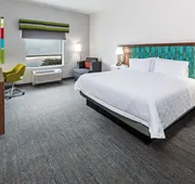 Hampton Inn & Suites Dallas I-30 Cockrell Hill hotel detail image 4