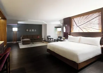 Walnut Creek Marriott hotel thumbnail 6