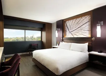 Walnut Creek Marriott hotel thumbnail 7