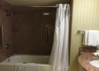 Holiday Inn Express Sacramento Airport Woodland by IHG hotel thumbnail 7