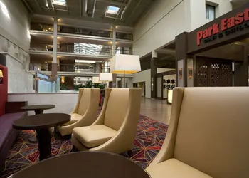 Embassy Suites by Hilton Cleveland Beachwood hotel thumbnail 4