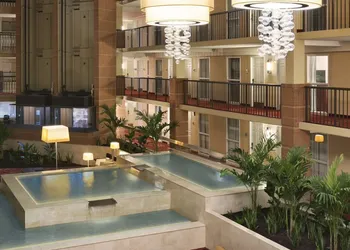 Embassy Suites by Hilton Cleveland Beachwood hotel thumbnail 6