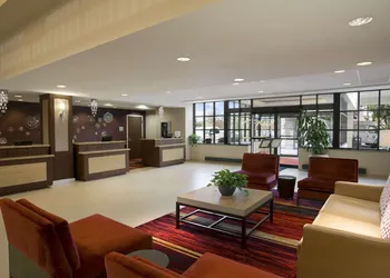 Embassy Suites by Hilton Cleveland Beachwood hotel thumbnail 7