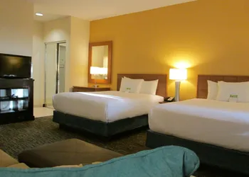 Studio 6 Carlsbad, CA hotel thumbnail 5