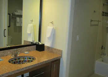 Studio 6 Carlsbad, CA hotel thumbnail 6