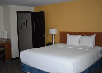 Studio 6 Carlsbad, CA hotel thumbnail 7