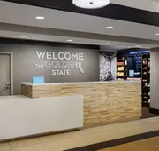 Hampton Inn & Suites West Sacramento hotel detail image 3