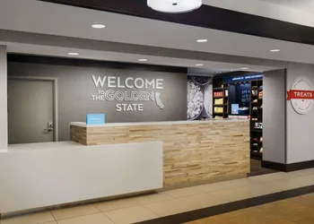 Hampton Inn & Suites West Sacramento hotel thumbnail 3