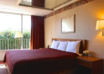 Regency Inn Richmond hotel thumbnail 3