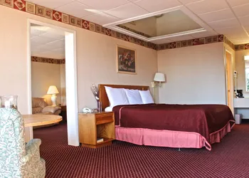 Regency Inn Richmond hotel thumbnail 4