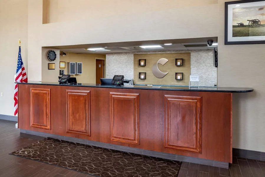 Comfort Suites Hagerstown Southeast hotel detail image 2