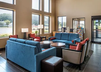 Comfort Suites Hagerstown Southeast hotel thumbnail 5