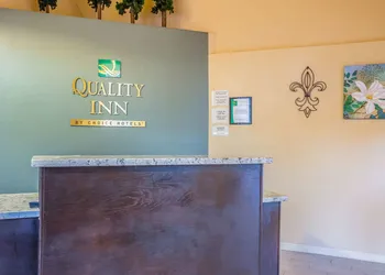 Quality Inn Pinetop Lakeside hotel thumbnail 4