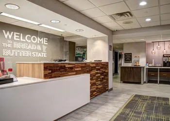Hampton Inn Rochester-South hotel thumbnail 6