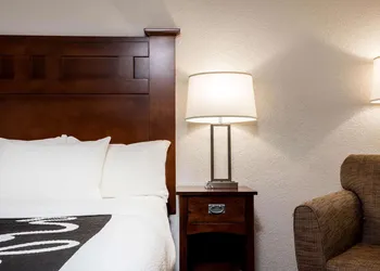 La Quinta Inn by Wyndham Bend hotel thumbnail 7