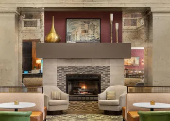 Hilton Garden Inn Indianapolis Downtown hotel thumbnail 4