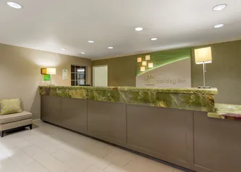 Holiday Inn Auburn by IHG hotel thumbnail 2