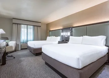 Holiday Inn Auburn by IHG hotel thumbnail 6
