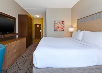 Crowne Plaza Columbus North- Worthington by IHG hotel thumbnail 8
