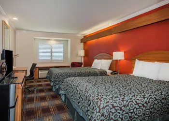 Days Inn & Suites by Wyndham Antioch hotel thumbnail 2
