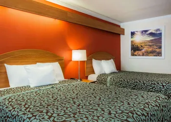 Days Inn & Suites by Wyndham Antioch hotel thumbnail 7