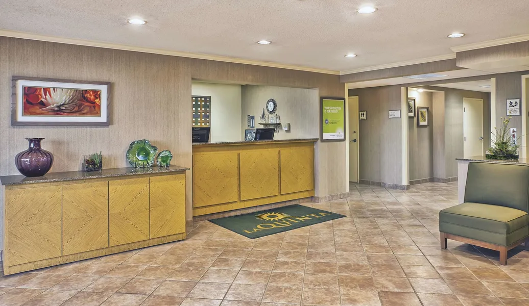 La Quinta Inn by Wyndham Toledo Perrysburg hotel detail image 2