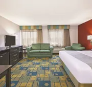 La Quinta Inn by Wyndham Toledo Perrysburg hotel detail image 5