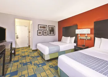 La Quinta Inn by Wyndham Toledo Perrysburg hotel thumbnail 7