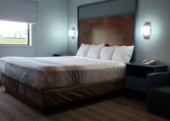 AmericInn by Wyndham Mauston hotel thumbnail 5
