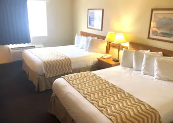 Travelodge by Wyndham Grand Island hotel thumbnail 4