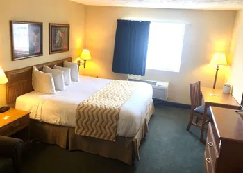 Travelodge by Wyndham Grand Island hotel thumbnail 7
