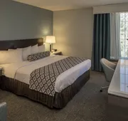 Crowne Plaza Suites Pittsburgh South by IHG hotel detail image 7