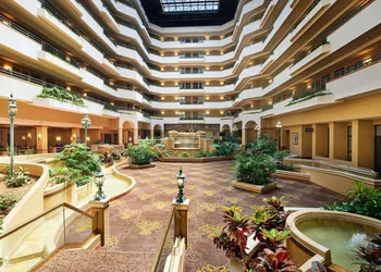 Embassy Suites by Hilton Greensboro Airport hotel thumbnail 2
