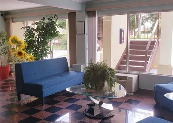 Days Inn by Wyndham Ashland hotel thumbnail 2
