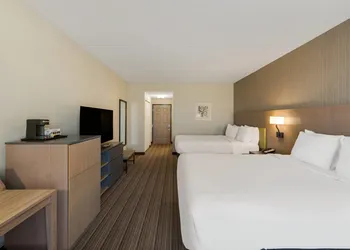 Country Inn & Suites by Radisson, Findlay, OH hotel thumbnail 5
