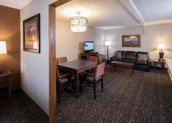 Best Western Ramkota Hotel hotel thumbnail 7
