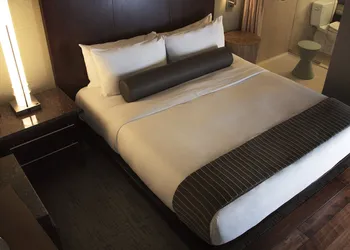 Eurostars Magnificent Mile hotel thumbnail 5