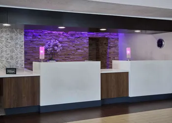 DoubleTree by Hilton Chatsworth hotel thumbnail 4