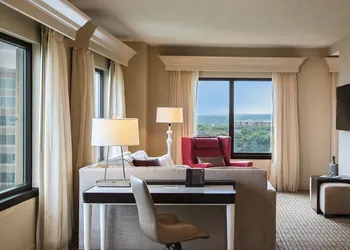 Renaissance Austin Arboretum Domain Hotel hotel thumbnail 7
