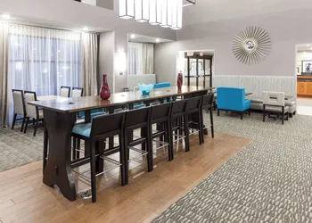 Hampton Inn & Suites Cedar Rapids - North hotel thumbnail 3