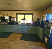 Super 8 by Wyndham Hillsville hotel detail image 4