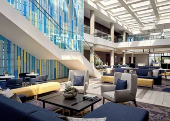Ventura Beach Marriott hotel thumbnail 3