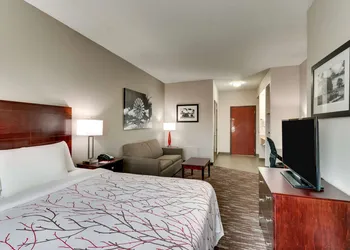 Best Western Plus University Inn & Suites hotel thumbnail 8