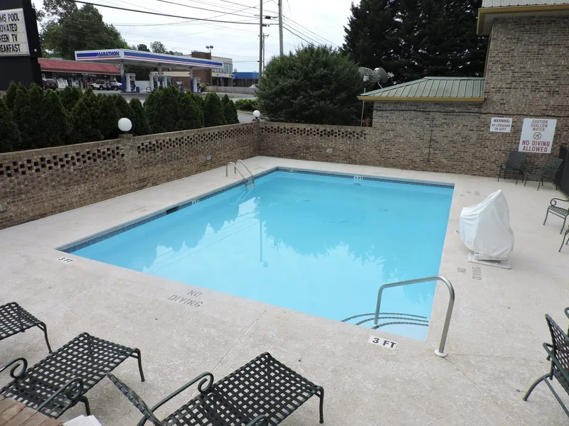 Days Inn by Wyndham Conover-Hickory hotel detail image 6