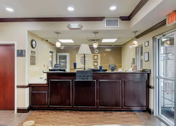 Comfort Inn & Suites Hillsville I-77 hotel thumbnail 2
