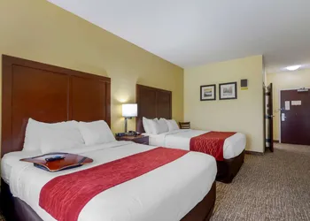 Comfort Inn & Suites Hillsville I-77 hotel thumbnail 7