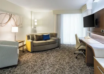Courtyard by Marriott Miami Downtown hotel thumbnail 6