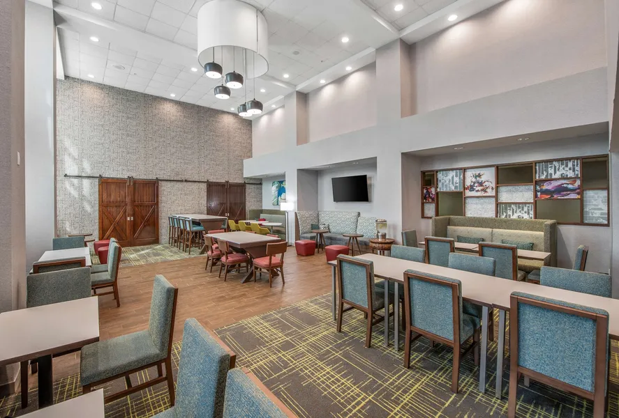 Hampton Inn & Suites-Dallas Allen hotel detail image 2
