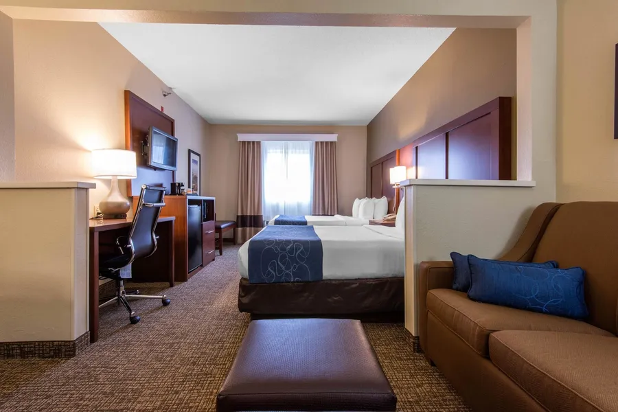 Comfort Suites Rochester Henrietta University Area hotel detail image 6