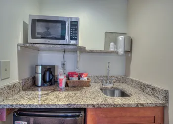 La Fiesta Ocean Inn And Suites hotel thumbnail 6